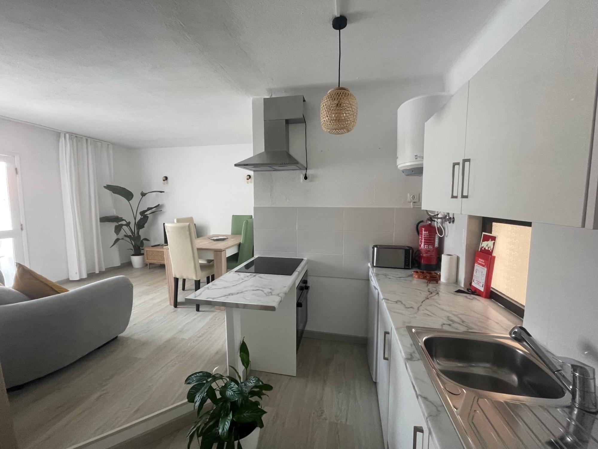 New! Apartment 50 Meters From The Beach Carvoeiro  Bagian luar foto